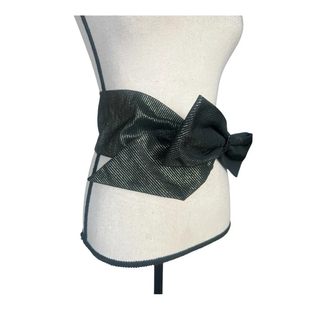 Echo Black Belt with Classic Bow Design